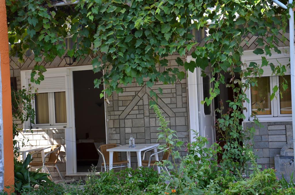 Chrisi Akti Hotel Skala Potamia  Exteriör bild